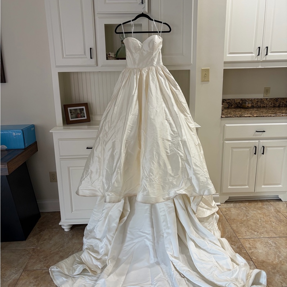 Justin Alexander Wedding Dress